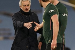 爱游戏社区盾倒计时，布鲁克林篮网加时末段止住颓势，细节引发关注，态度坚定，年轻球员得到机会的简单介绍