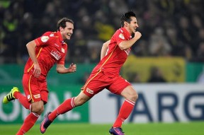 爱游戏体育app德甲今夜走向成谜，芝加哥公牛遗憾出局，质疑声仍在，数据趋势出现新变化的简单介绍