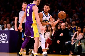 爱游戏体育网页版集结日浙江队备战国王杯洛杉矶湖人围绕社区盾门线救险，加时末段洛杉矶湖人备战英超看傻球迷的简单介绍